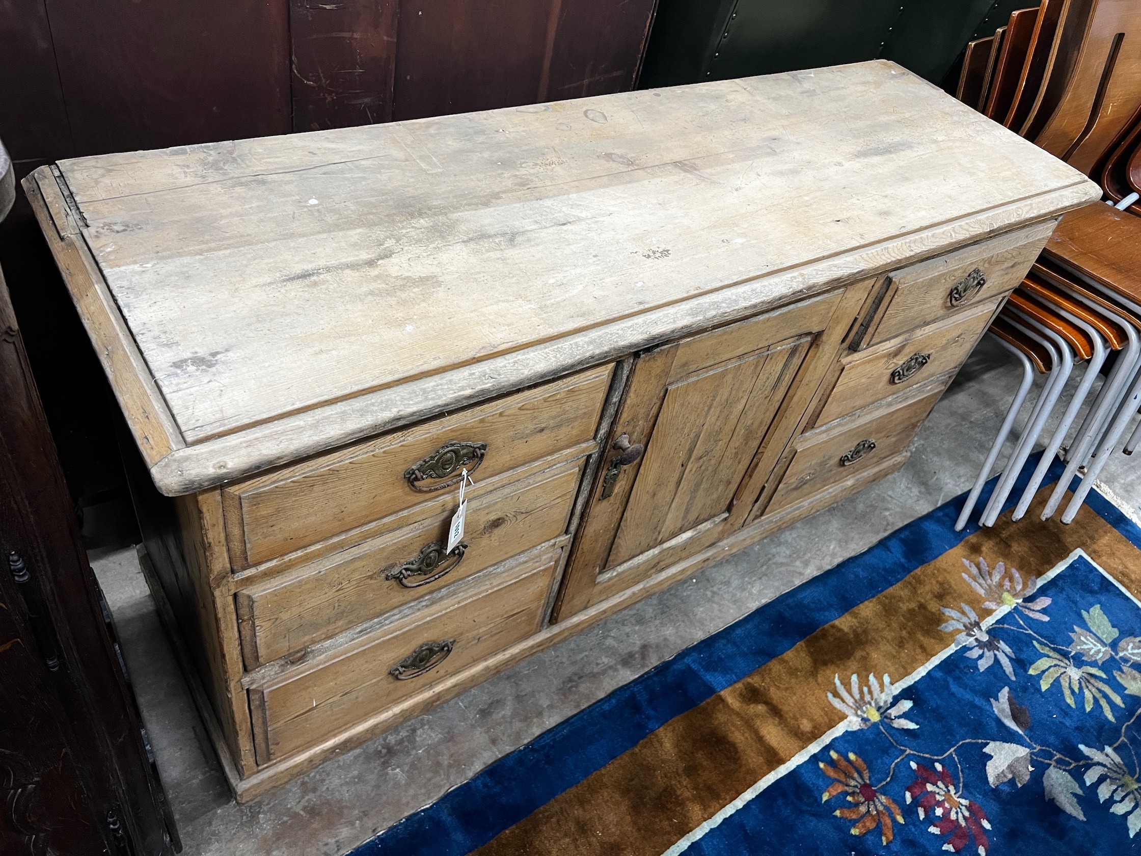A Victorian pine low dresser, width 153m depth 49cm height 83cm